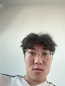 YourBadboy718 online show from 24, 5, 2026