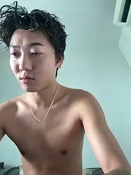 YourBadboy718 online show from 17, 6, 2026