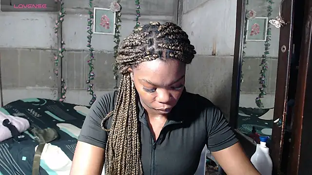Snapshot of kenyaCocoa chatting on 1, 6, 2026 kenyaCocoa online show from 1, 6, 2026