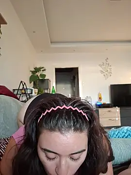 CurvyyMomy online show from 11, 7, 2026
