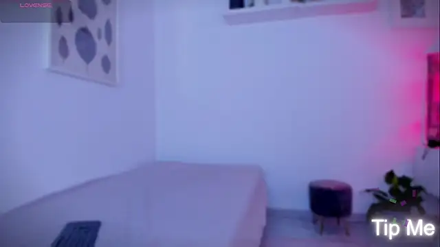 Frrancesca  online show from 5, 6, 2026