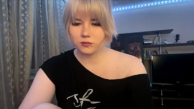 HelloKinki online show from 3, 7, 2026