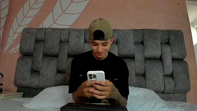 wesley boyy  online show from 29, 5, 2026