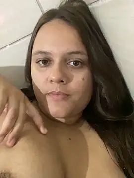 Laryssinha 69 online show from 3, 6, 2026