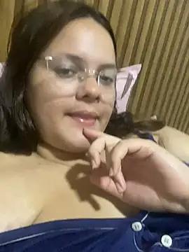 Laryssinha 69 online show from 30, 6, 2026