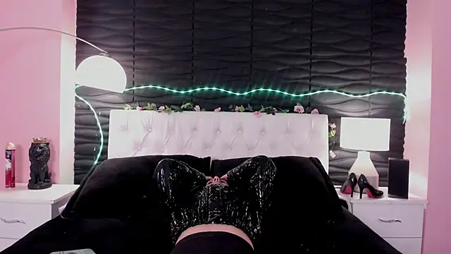 Natasha Nassty online show from 3, 7, 2026
