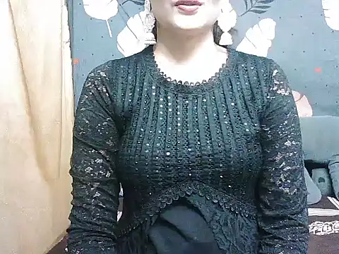 lustygirl01 online show from 13, 6, 2026