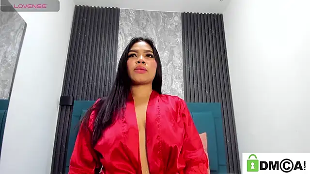 Snapshot of charlotte_lux1 chatting on 26, 5, 2026 charlotte lux1 online show from 26, 5, 2026