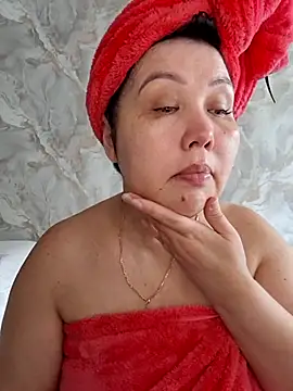 Snapshot of Love__beby chatting on 10, 7, 2026 Love beby online show from 10, 7, 2026