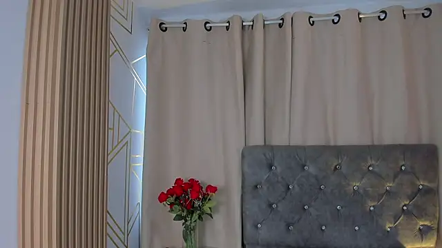 AbbyCollins   online show from 3, 6, 2026