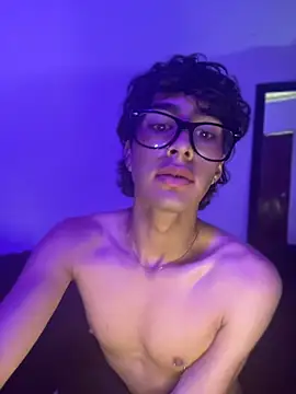 SantyFoxxs online show from 10, 7, 2026