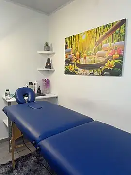Kinky-Spa online show from 6, 6, 2026