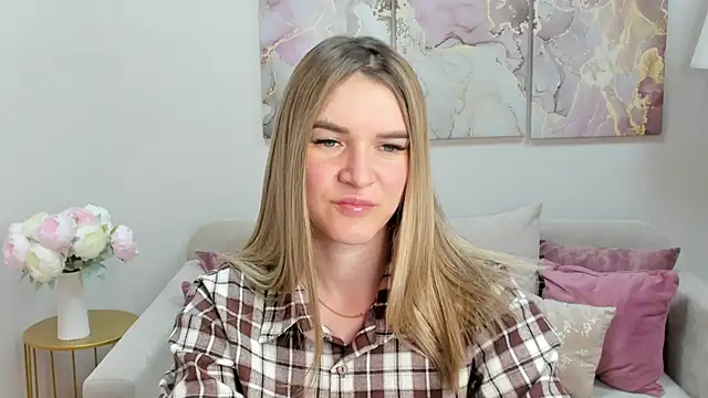 RoxyReignn online show from 20, 6, 2026