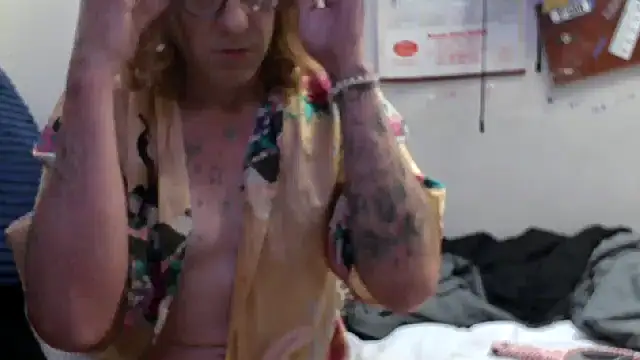 Snapshot of VanillaSnowcones chatting on 16, 7, 2026 VanillaSnowcones online show from 16, 7, 2026
