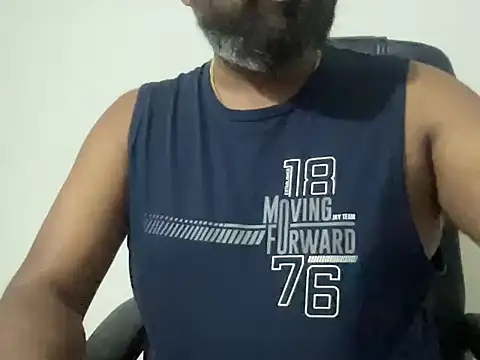 Snapshot of incestfukcerr chatting on 4, 7, 2026 incestfukcerr online show from 4, 7, 2026