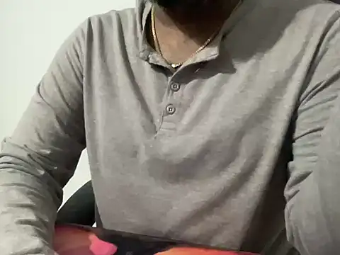 Snapshot of incestfukcerr chatting on 7, 7, 2026 incestfukcerr online show from 7, 7, 2026