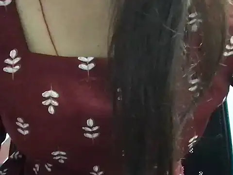 Snapshot of Avneet_ chatting on 5, 6, 2026 Avneet online show from 5, 6, 2026