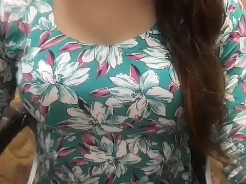 Snapshot of Avneet_ chatting on 15, 6, 2026 Avneet online show from 15, 6, 2026