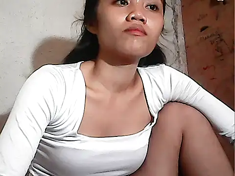 Snapshot of PINAY_SkinnyGirl123 chatting on 25, 5, 2026 PINAY SkinnyGirl123 online show from 25, 5, 2026