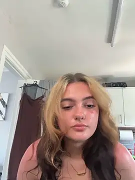 naughtygirl6989 online show from 26, 5, 2026