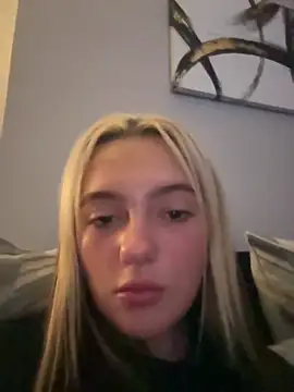 naughtygirl6989 online show from 21, 6, 2026