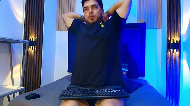 Snapshot of Kyro_Blaze chatting on 27, 5, 2026 Kyro Blaze online show from 27, 5, 2026