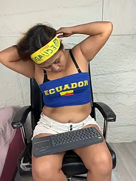 LyraMilano online show from 20, 6, 2026