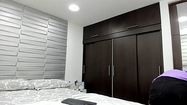 XimenaRose online show from 14, 7, 2026