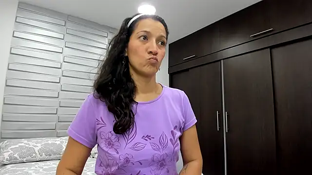 XimenaRose online show from 14, 7, 2026