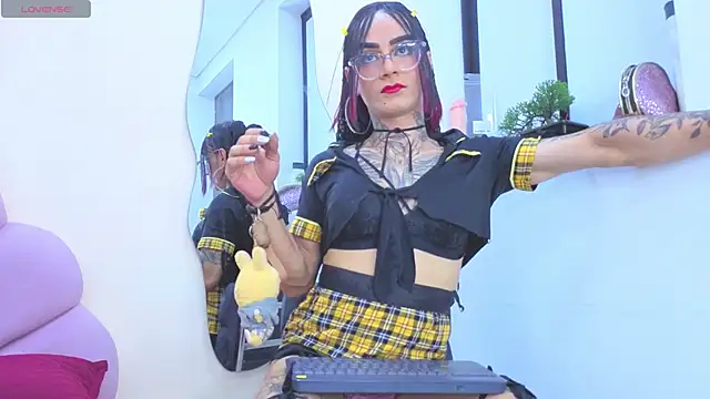 katrina blaze online show from 4, 6, 2026