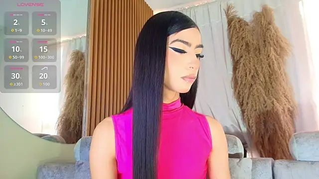 Snapshot of Victoria_Bigcock chatting on 24, 7, 2026 Victoria Bigcock online show from 24, 7, 2026