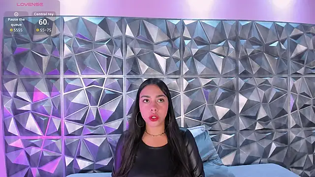 Mailynbusty online show from 6, 7, 2026