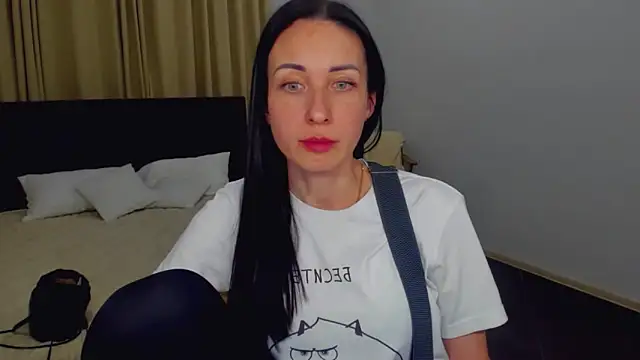 BouncySweety online show from 7, 3, 2025