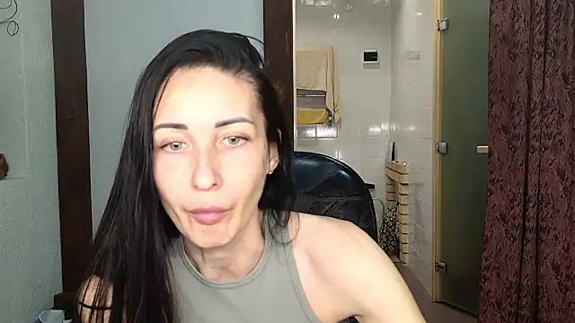 BouncySweety online show from 8, 11, 2025