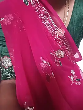Snapshot of ShilpaSharma chatting on 18, 6, 2026 ShilpaSharma online show from 18, 6, 2026