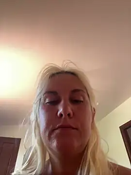 Sofia beee online show from 29, 6, 2026