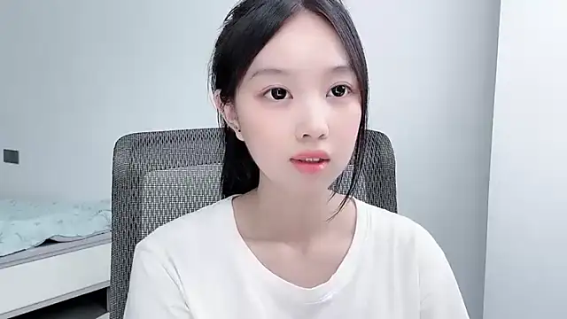 Yoyo33355 online show from 14, 7, 2026