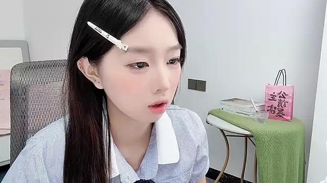 Yoyo33355 online show from 18, 6, 2026