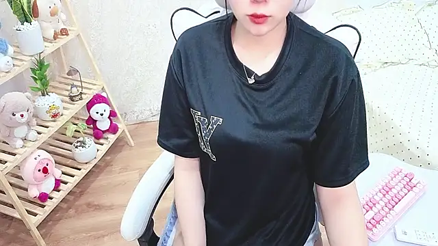 lrykknana online show from 12, 7, 2026