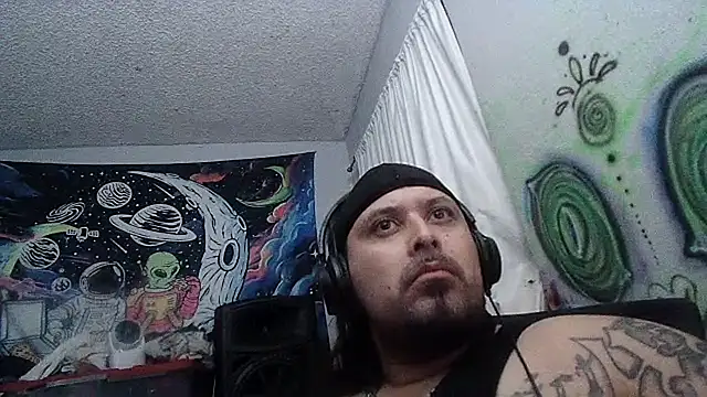Snapshot of licknitright6 chatting on 31, 5, 2026 licknitright6 online show from 31, 5, 2026