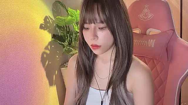 Jenny-Joo online show from 3, 6, 2026