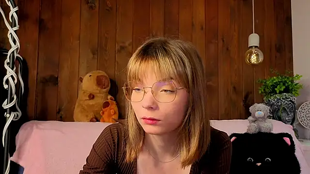 IvoryPesante online show from 15, 6, 2026