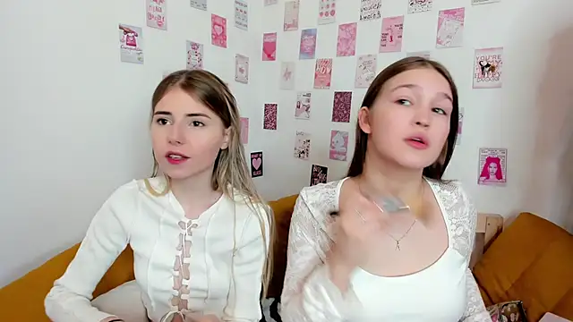 PlayfulMelly online show from 27, 5, 2026