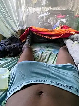 twink lar online show from 25, 6, 2026