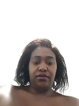 Snapshot of loveyie chatting on 17, 7, 2026 loveyie online show from 17, 7, 2026
