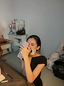 CassandraLovve online show from 24, 5, 2026