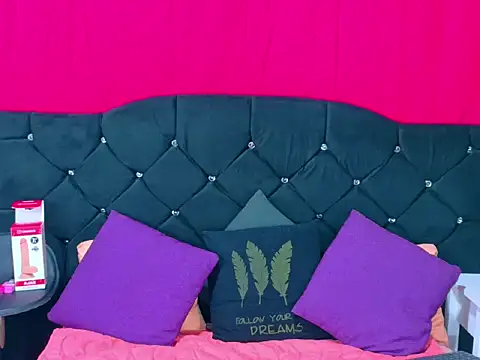 aura sterling online show from 4, 6, 2026