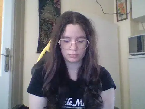 SzexiMacska online show from 28, 5, 2026