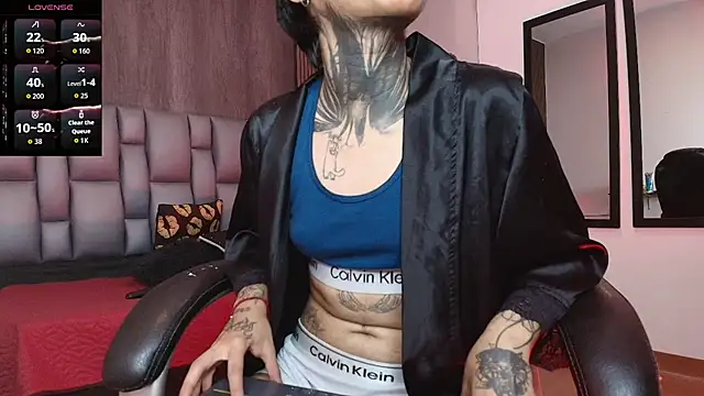 hottiesjuls online show from 20, 6, 2026