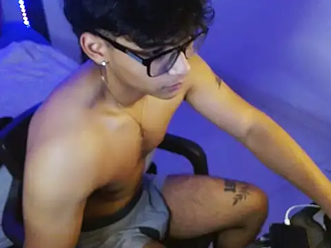 Snapshot of Mr_yisuzz chatting on 29, 5, 2026 Mr yisuzz online show from 29, 5, 2026